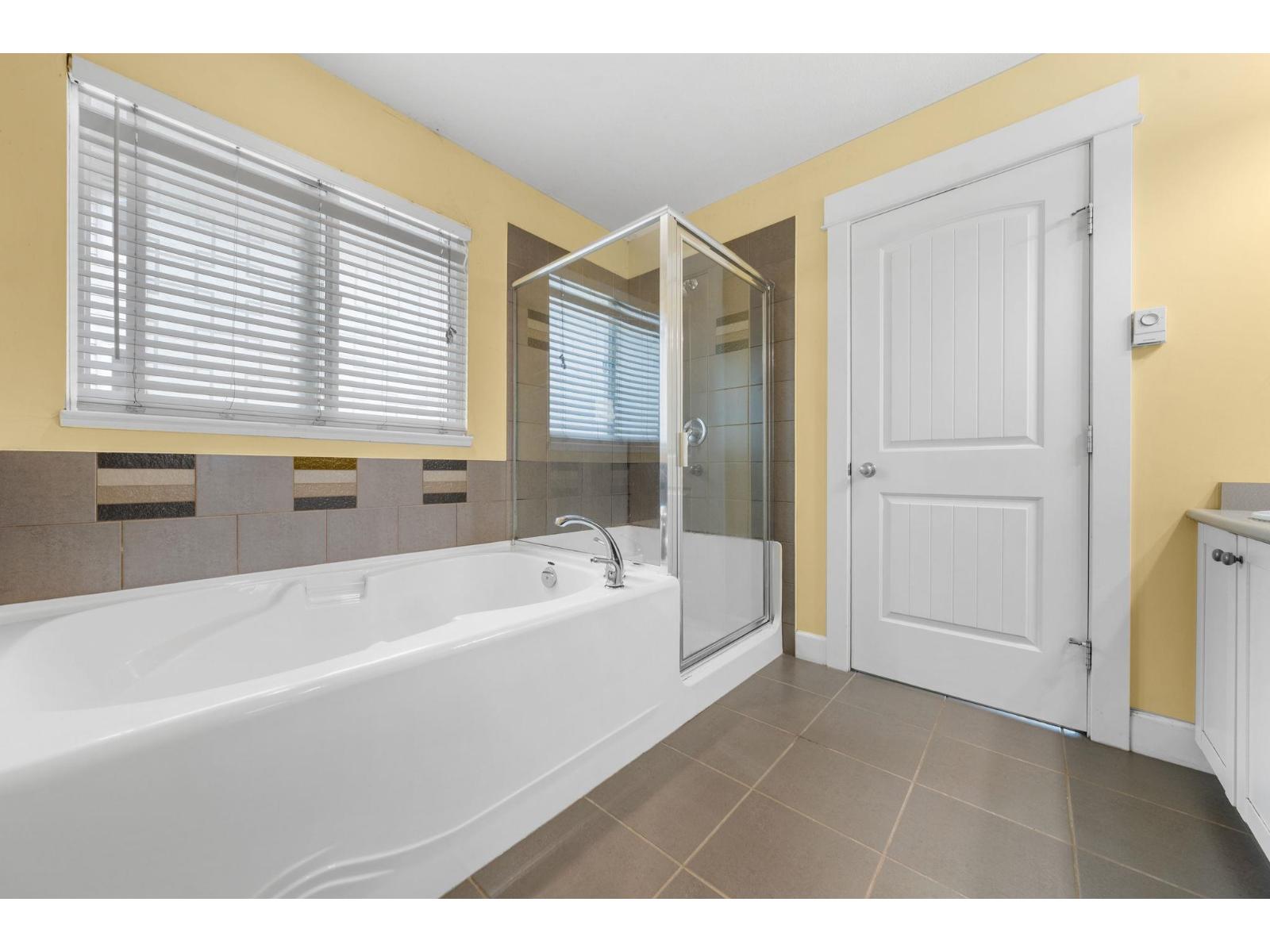 6942 198b Street, Langley, British Columbia  V2Y 3B4 - Photo 21 - R3057396