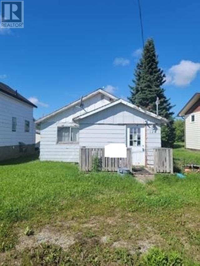 124 Sykes ST, Atikokan, Ontario