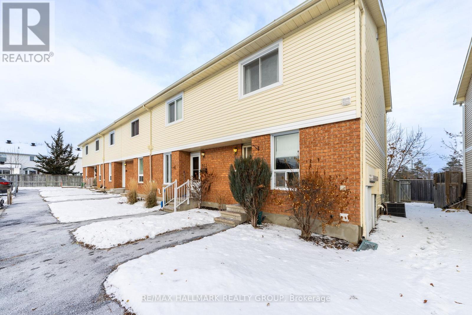 29 - 935 Cookshire Crescent, Ottawa, Ontario  K4A 3K4 - Photo 4 - X12610244
