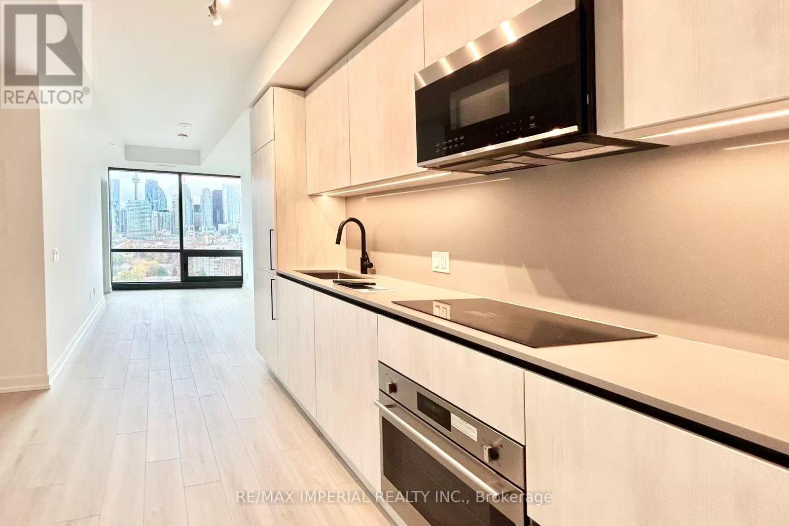 1505 - 35 Parliament Street, Toronto, Ontario M5A 0Z5 - Photo 2 - C12522460