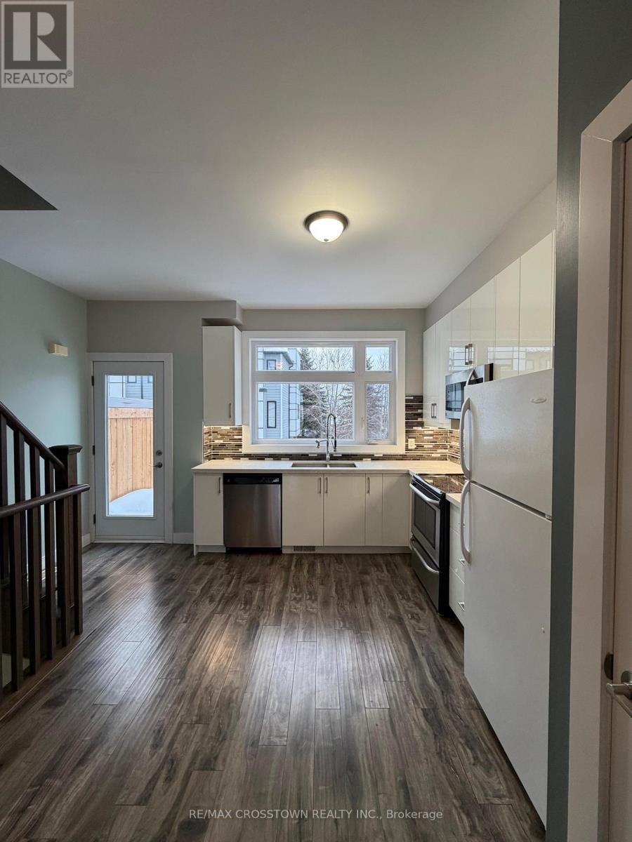 2 - 540 Essa Road, Barrie, Ontario  L9J 0H2 - Photo 33 - S12604818