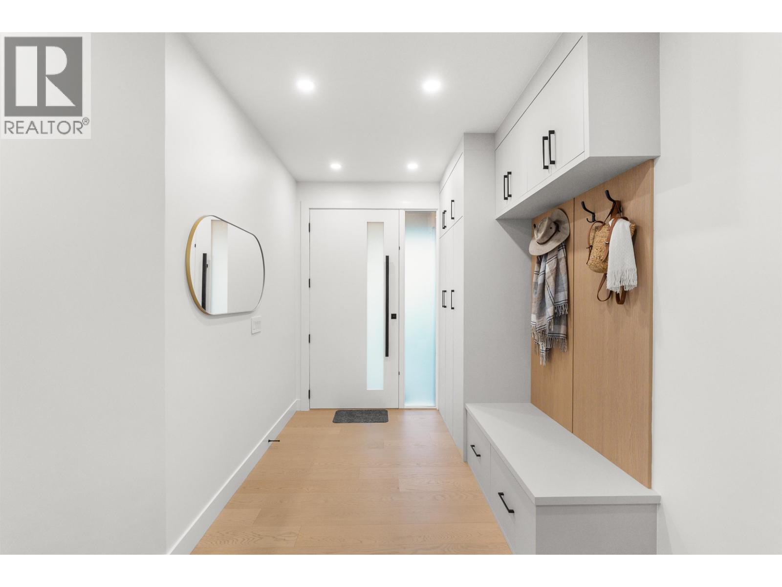 4810 42a Avenue, Delta, British Columbia  V4K 1A1 - Photo 2 - R3072680