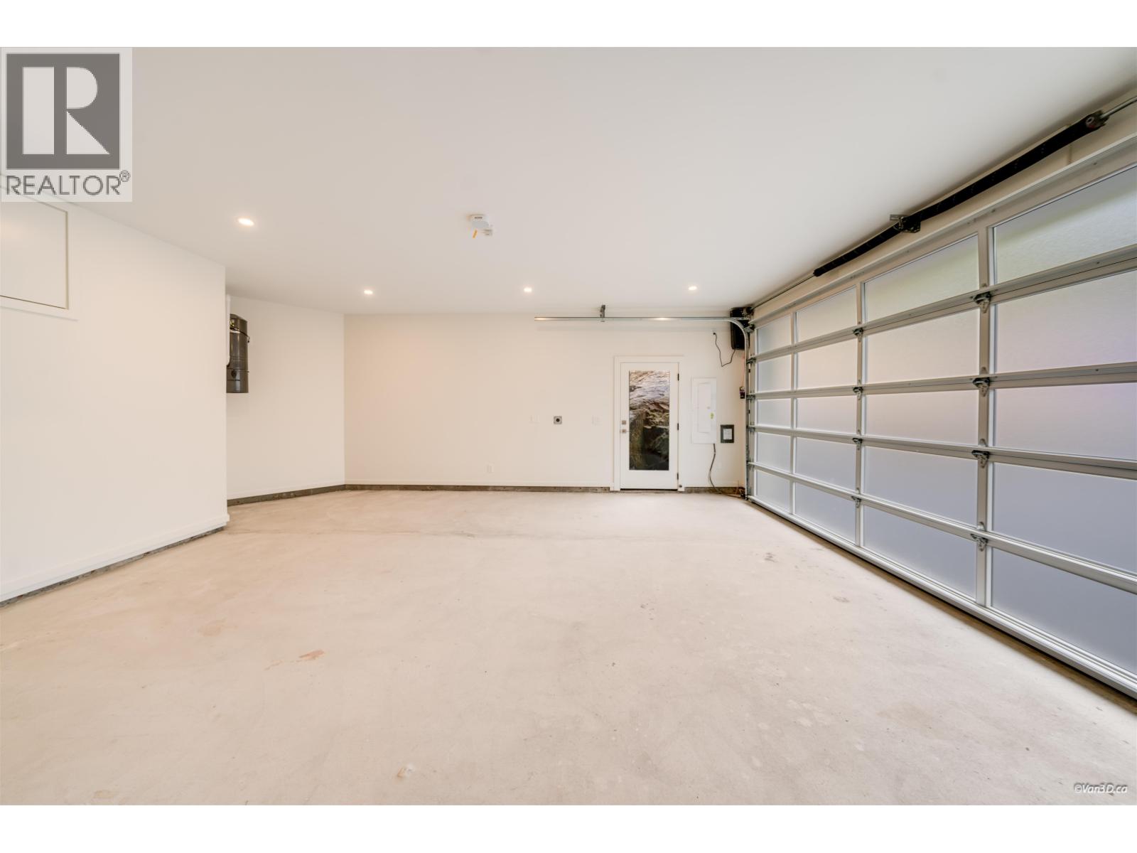 4437 Piccadilly North, West Vancouver, British Columbia V7W 1C8 - Photo 25 - R3071715