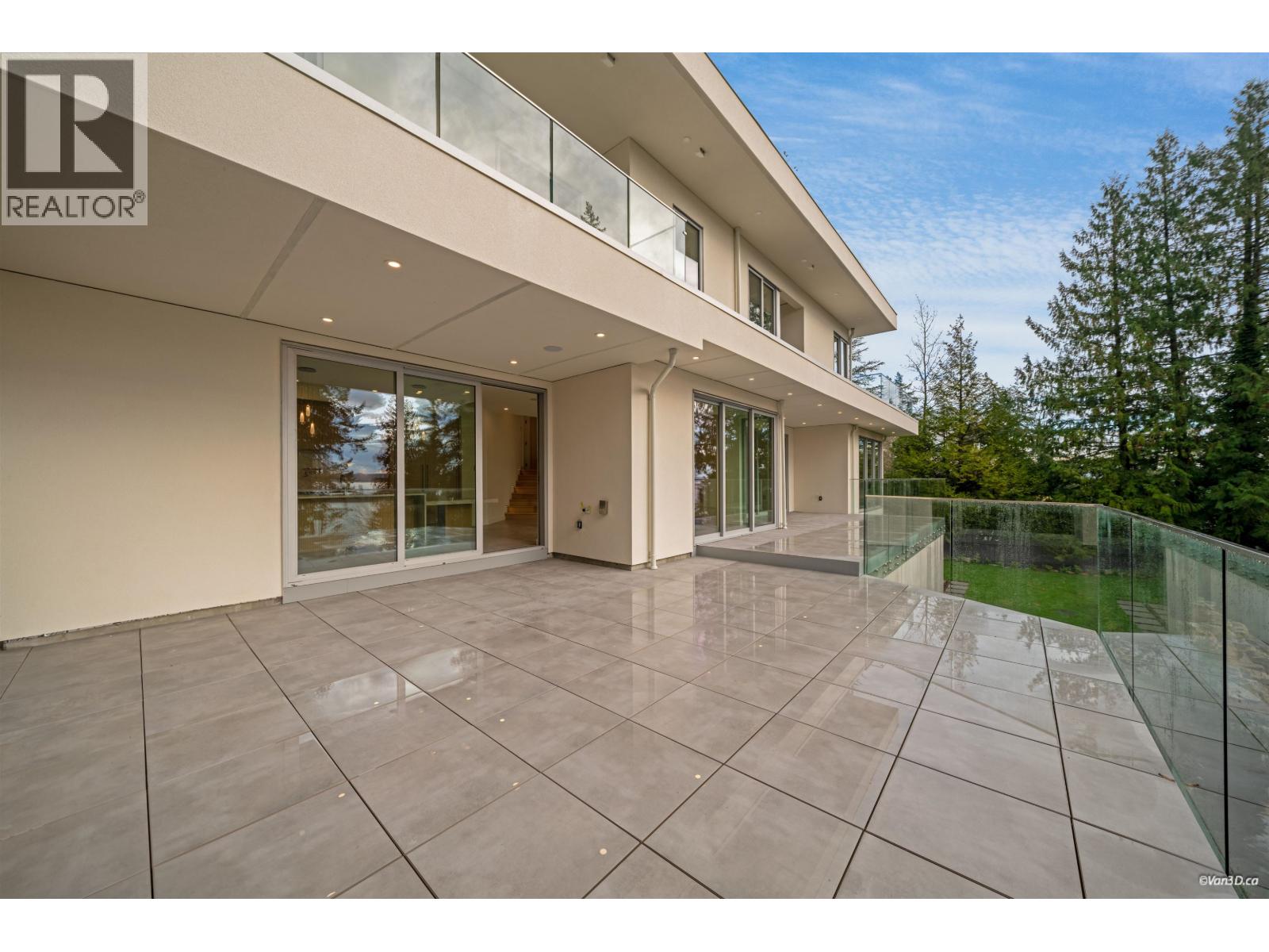 4437 Piccadilly North, West Vancouver, British Columbia V7W 1C8 - Photo 8 - R3071715