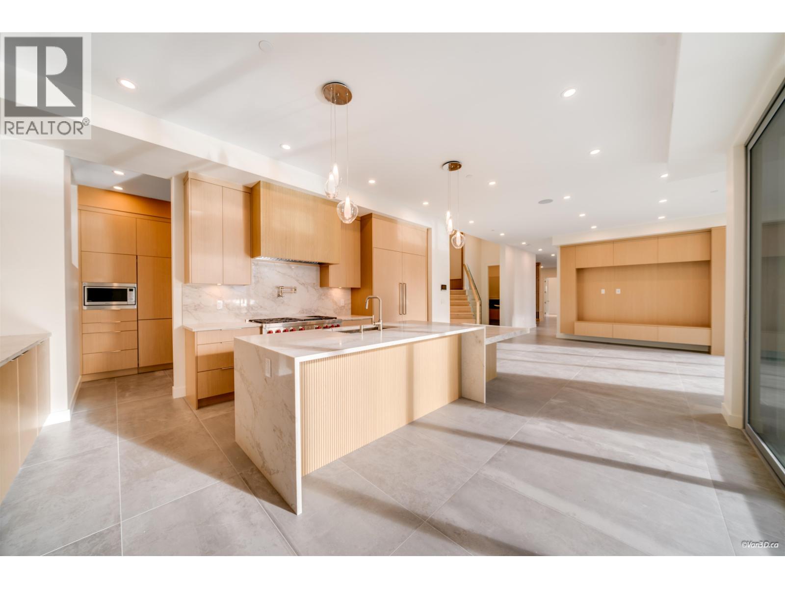 4437 Piccadilly North, West Vancouver, British Columbia V7W 1C8 - Photo 21 - R3071715