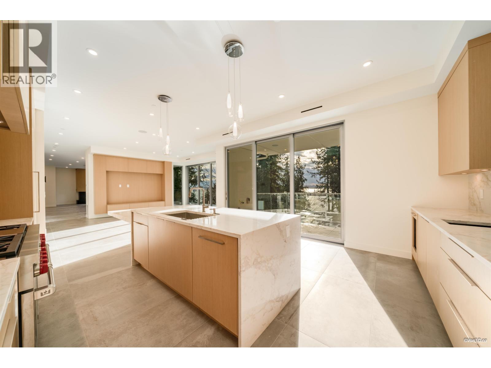 4437 Piccadilly North, West Vancouver, British Columbia V7W 1C8 - Photo 22 - R3071715