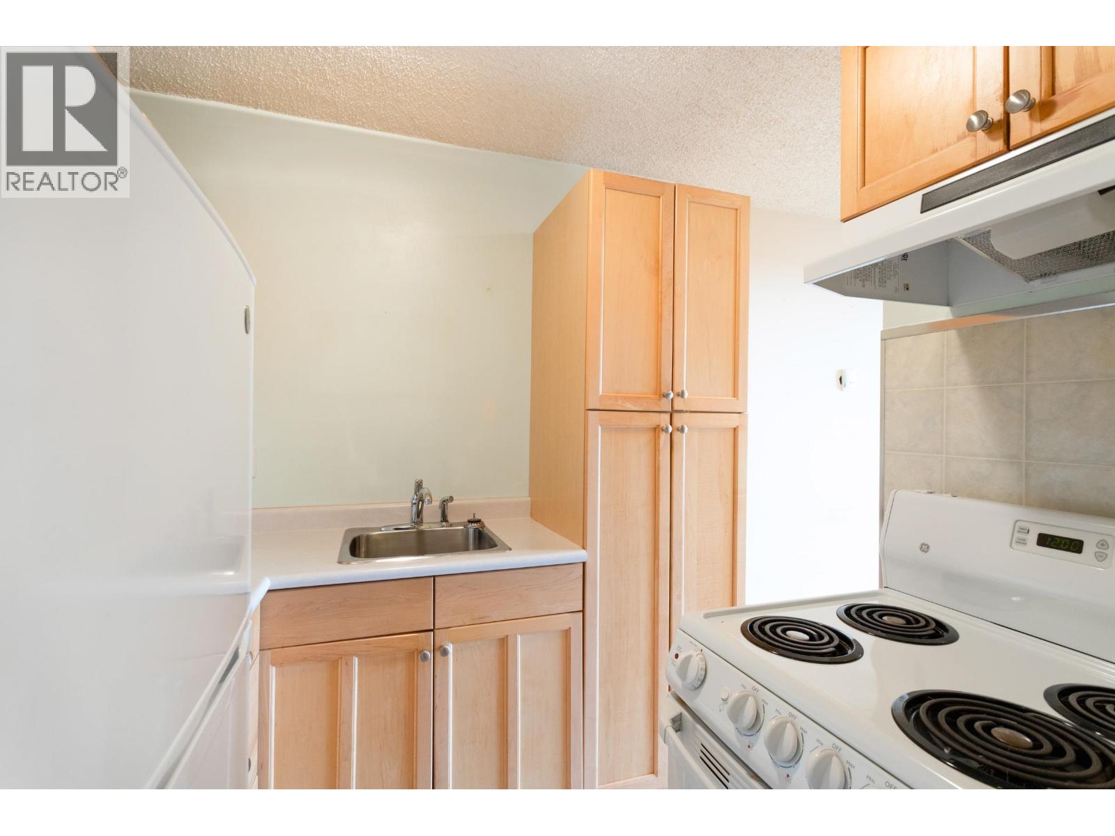 808 1146 Harwood Street, Vancouver, British Columbia  V6E 3V1 - Photo 8 - R3072432