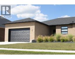 157 BLUE JAY CRESCENT, Kingsville, Ontario