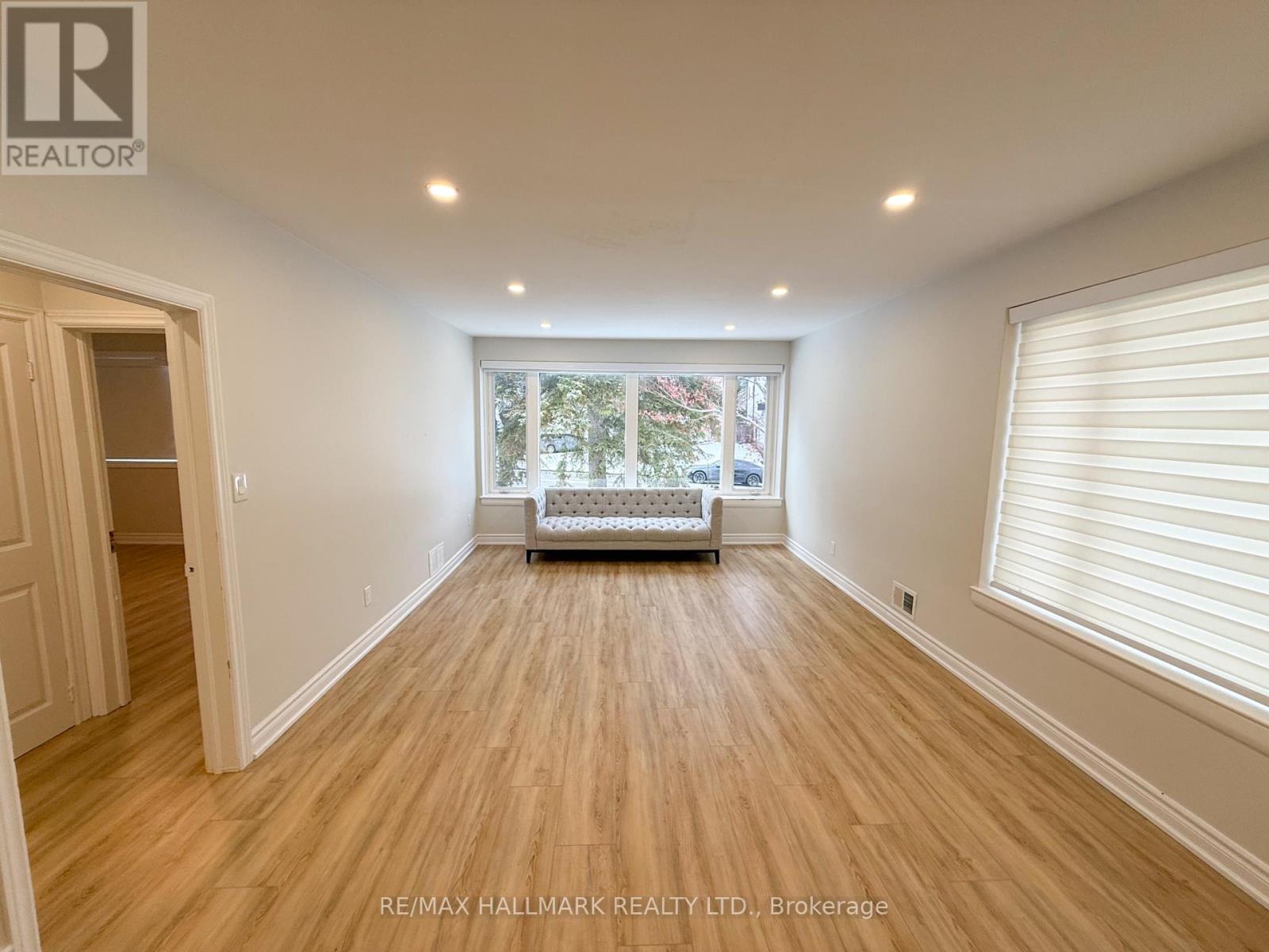 MAIN - 82 NORDEN CRESCENT, Toronto, Ontario