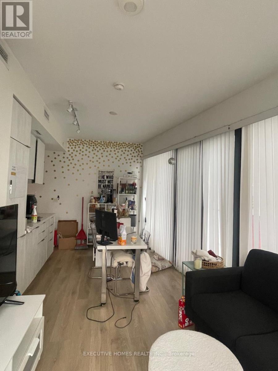 1208 - 215 Queen Street W, Toronto, Ontario  M5V 0P5 - Photo 4 - C12610280