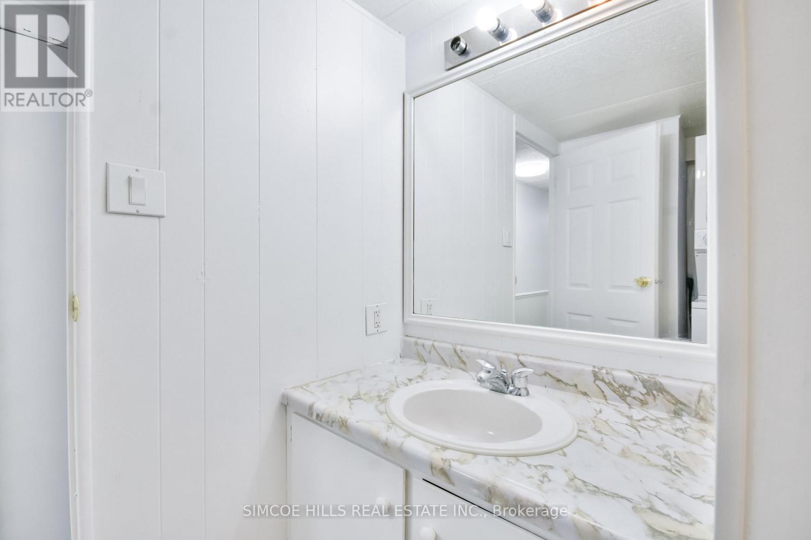 98 - 580 West Street S, Orillia, Ontario  L3V 6L8 - Photo 17 - S12452361