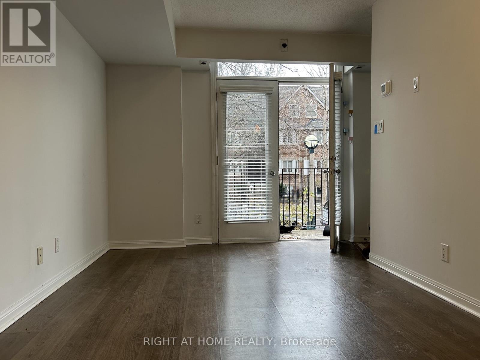 508 - 5 Shank Street, Toronto, Ontario  M6K 3W9 - Photo 9 - C12456460