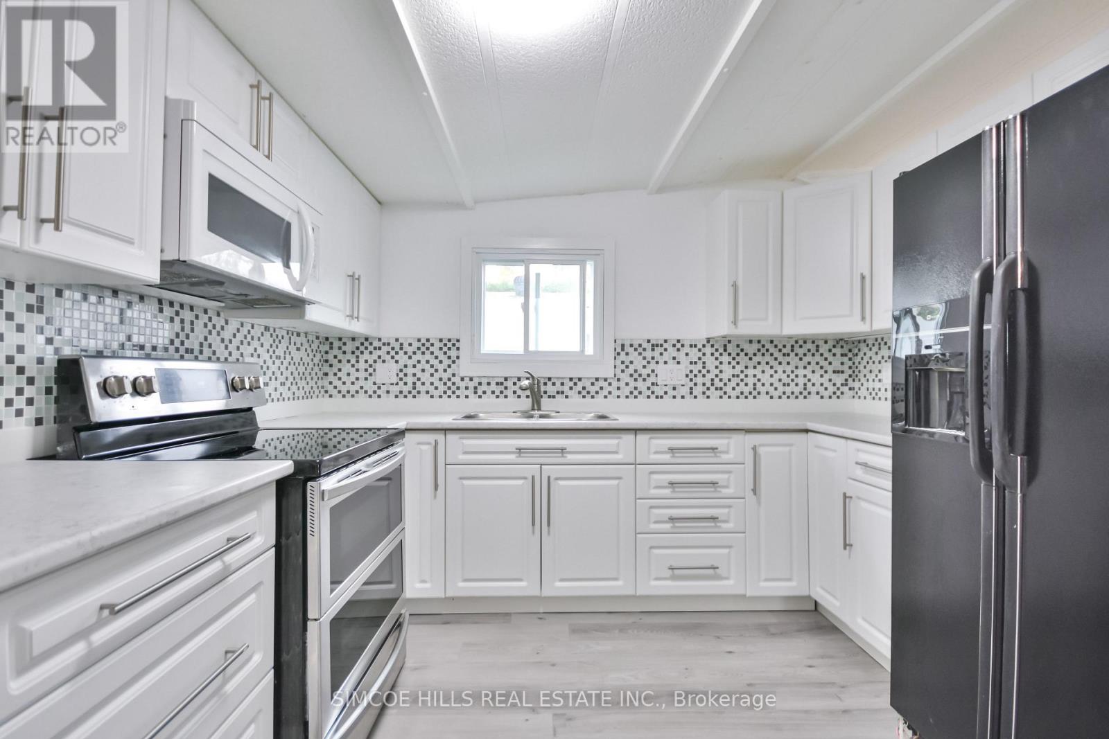 98 - 580 West Street S, Orillia, Ontario  L3V 6L8 - Photo 8 - S12452361