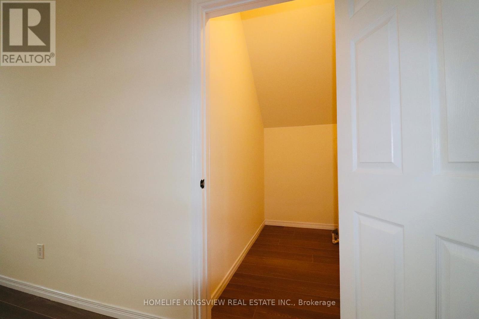 A - 647 Talbot Street, St. Thomas, Ontario  N5P 1C9 - Photo 8 - X12440262