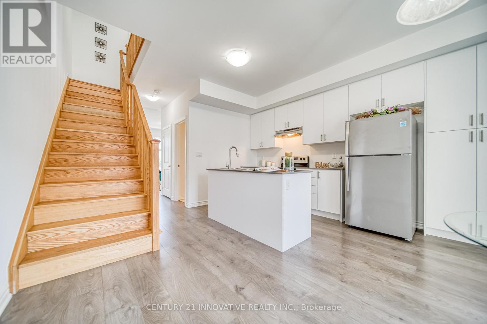 388 Okanagan Path, Oshawa, Ontario  L1H 0B1 - Photo 13 - E12610298