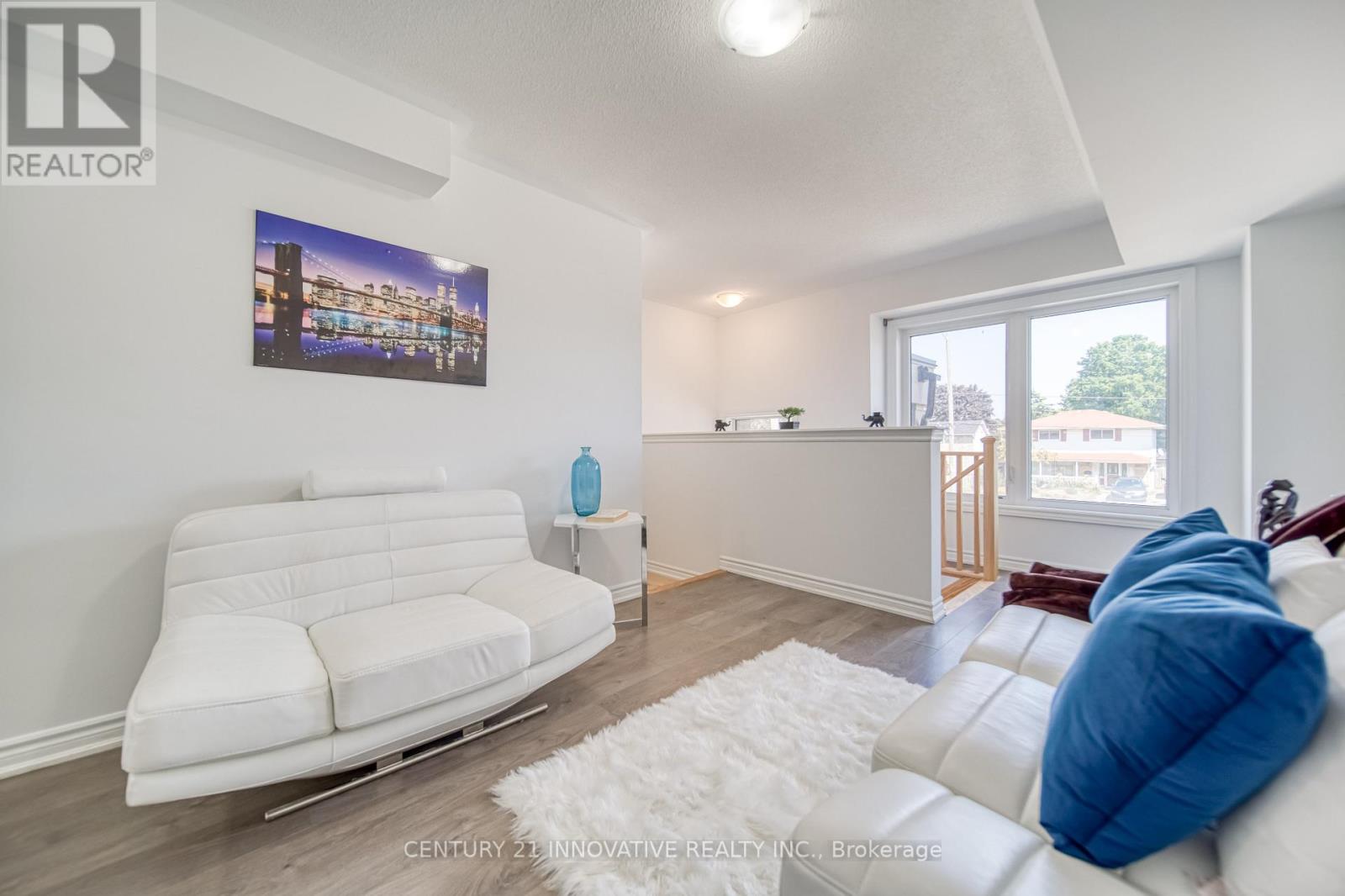 388 Okanagan Path, Oshawa, Ontario  L1H 0B1 - Photo 6 - E12610298