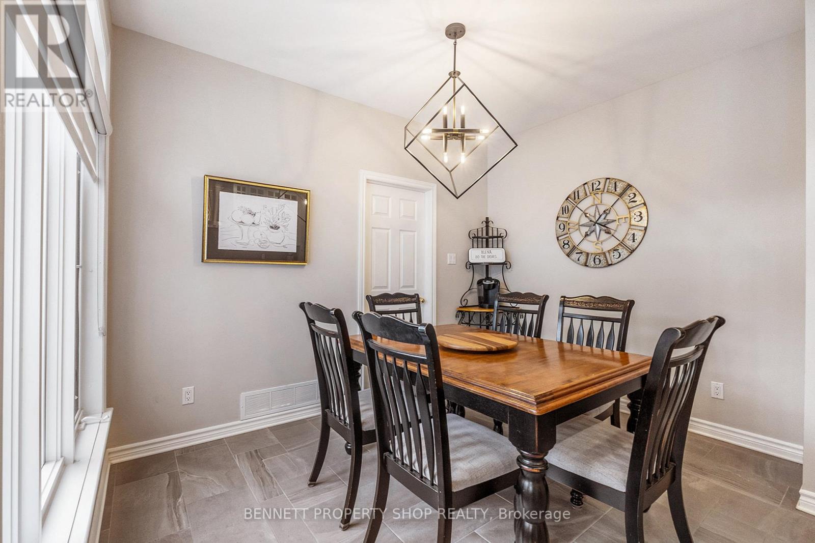 578 Devonwood Circle, Ottawa, Ontario  K1T 4E6 - Photo 15 - X12552242