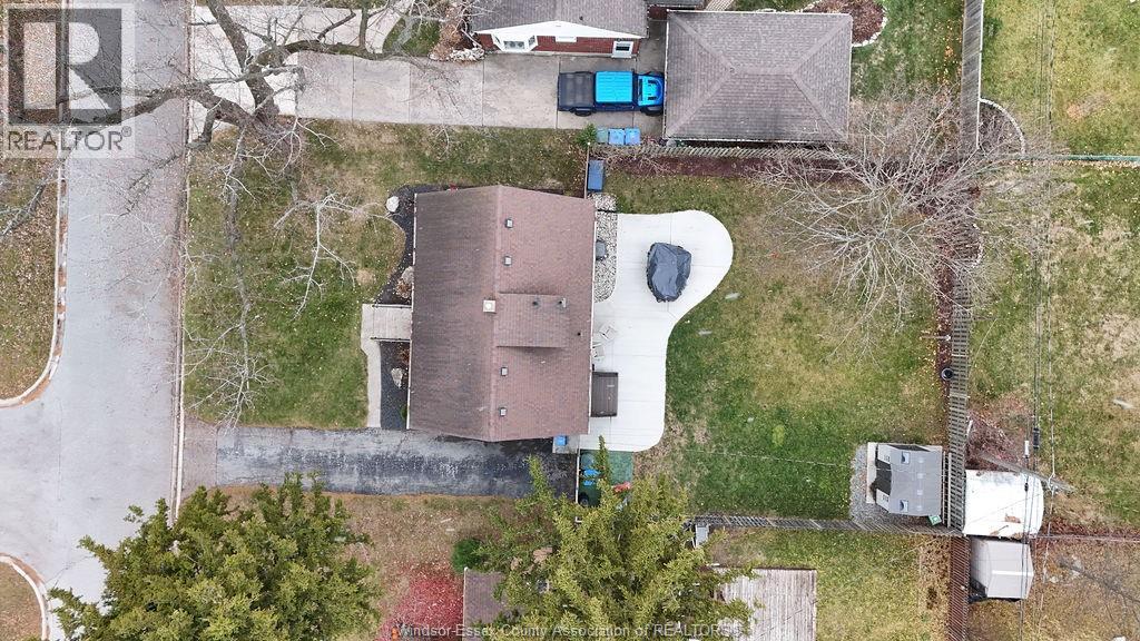 3095 Academy Drive, Windsor, Ontario N9E 2H5 - Photo 2 - 25031352