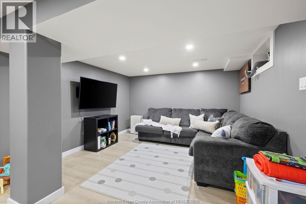 3095 Academy Drive, Windsor, Ontario N9E 2H5 - Photo 27 - 25031352