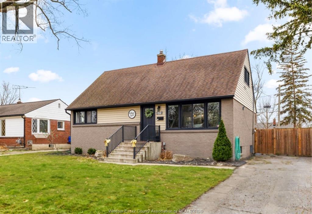 3095 Academy Drive, Windsor, Ontario N9E 2H5 - Photo 3 - 25031352