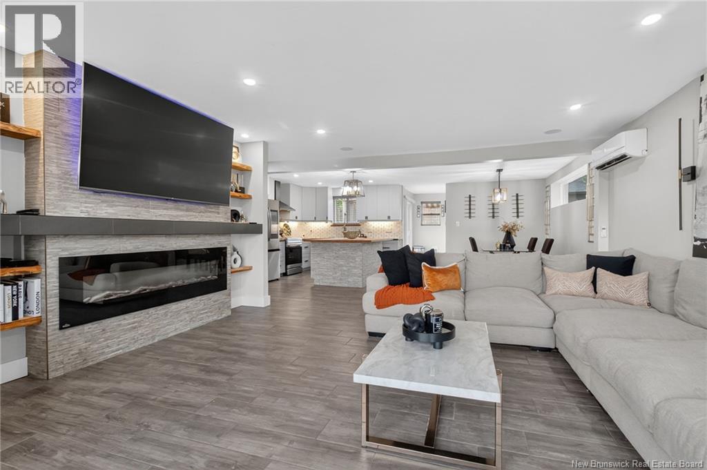 300 Westmount Boulevard, Moncton, New Brunswick  E1E 1V5 - Photo 6 - NB128529