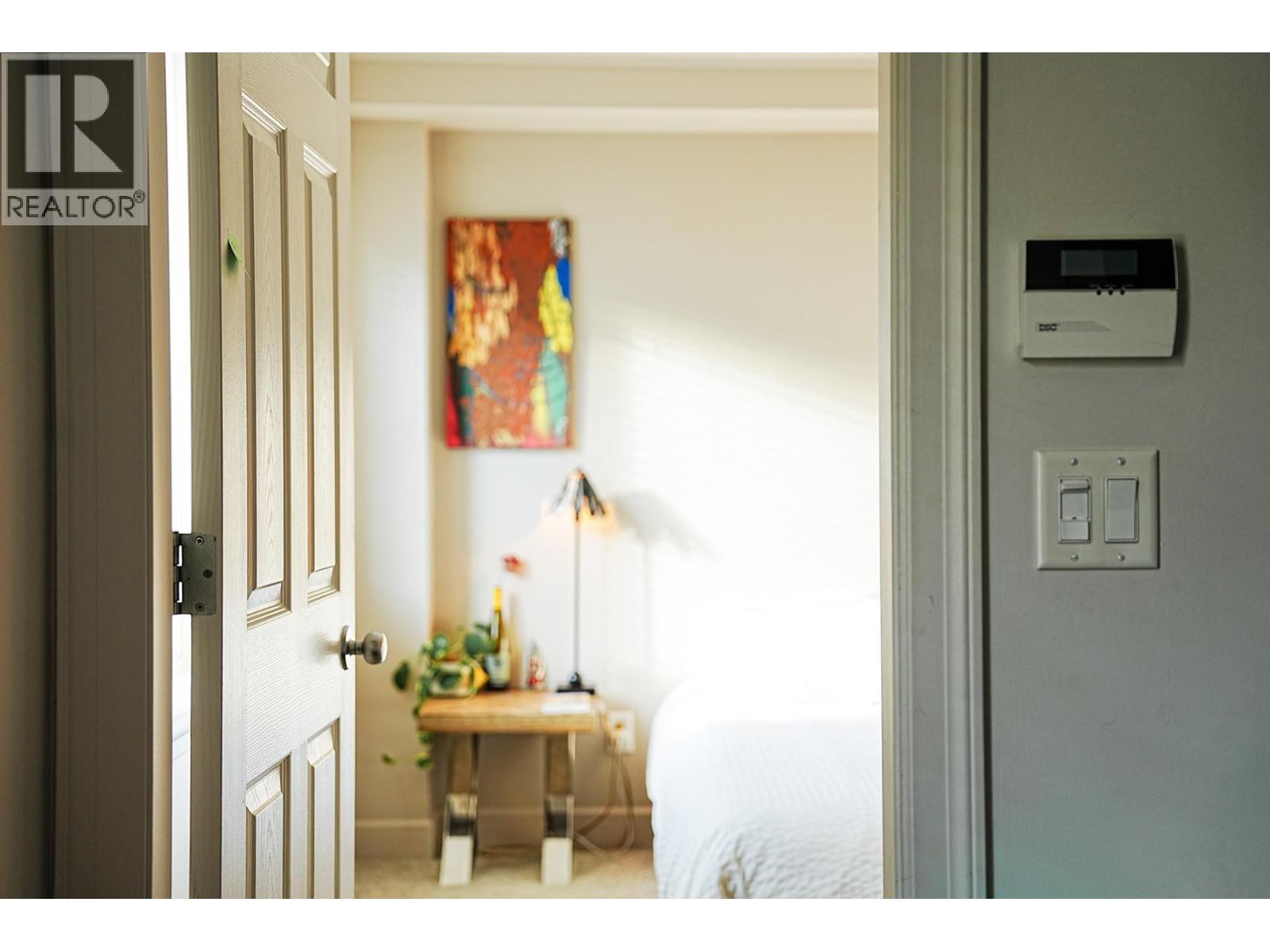 2 1137 Barclay Street, Vancouver, British Columbia V6E 1G8 - Photo 8 - R3070126