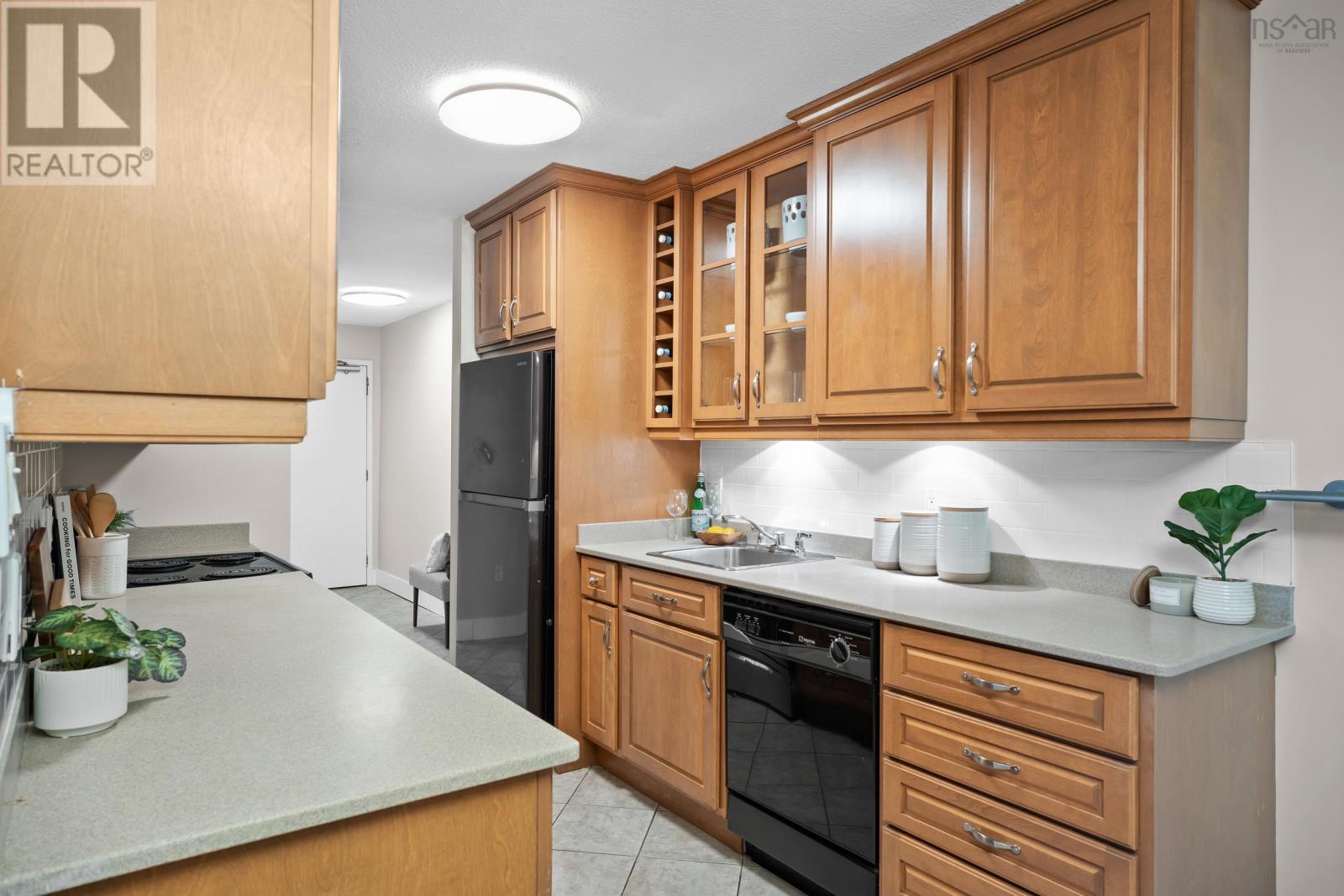 302 5561 Heatherwood Court, Halifax, Nova Scotia  B3K 3L4 - Photo 6 - 202528108