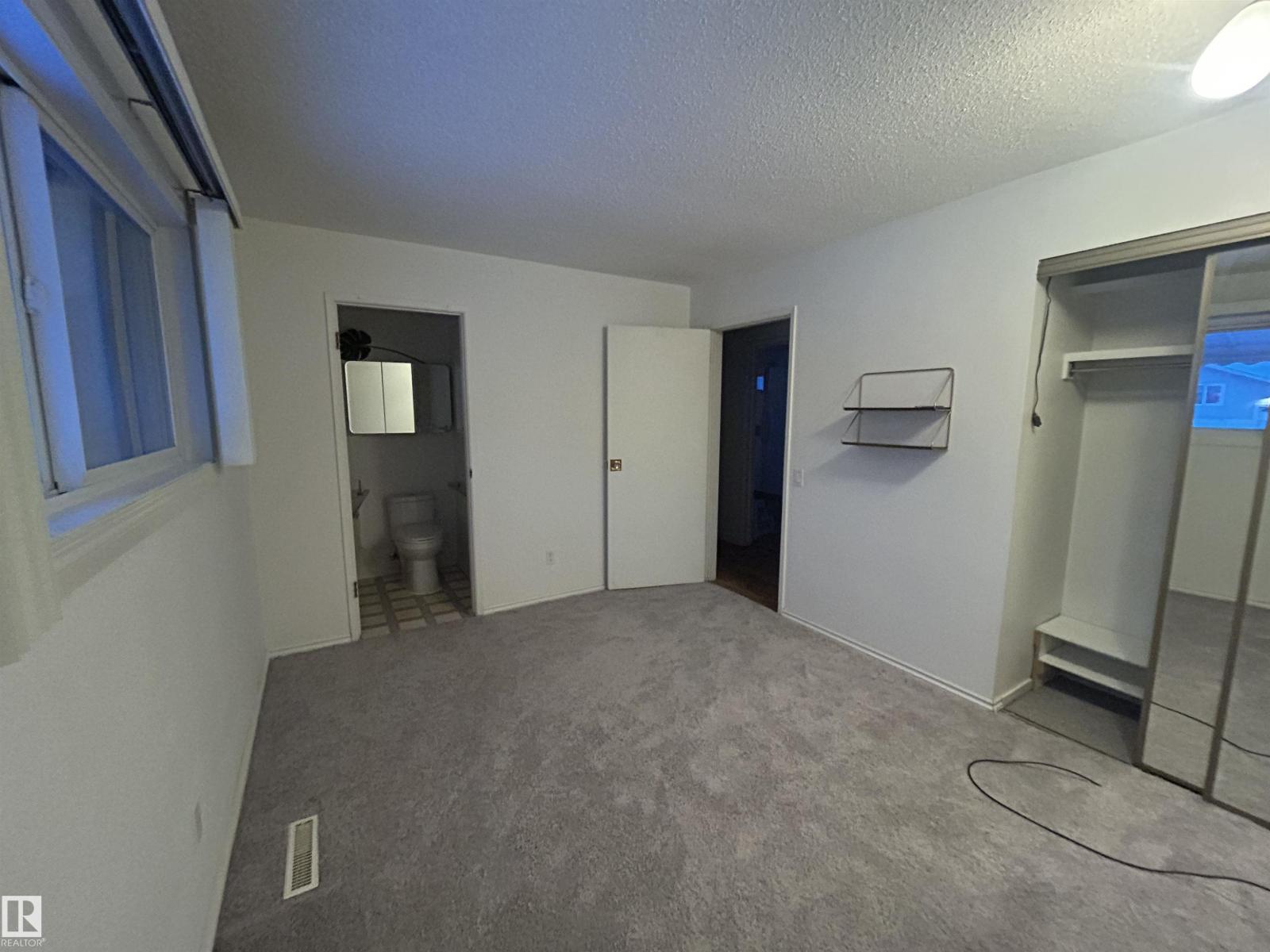 7004 93 Av Nw, Edmonton, Alberta  T6B 0W6 - Photo 14 - E4465438