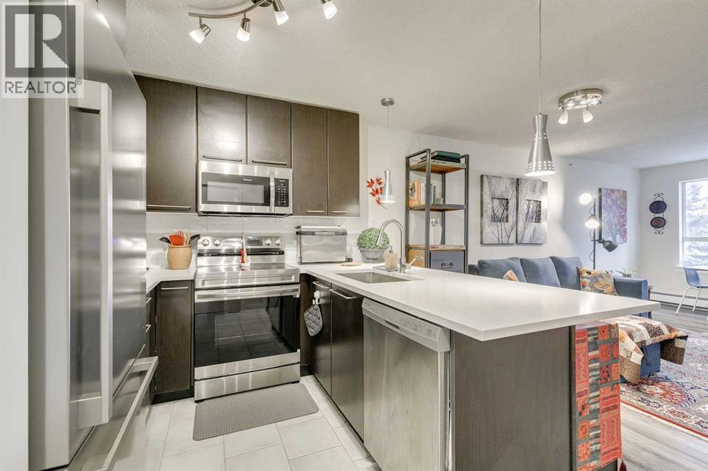 438, 35 Richard Court Sw, Calgary, Alberta  T3E 7N9 - Photo 6 - A2273923