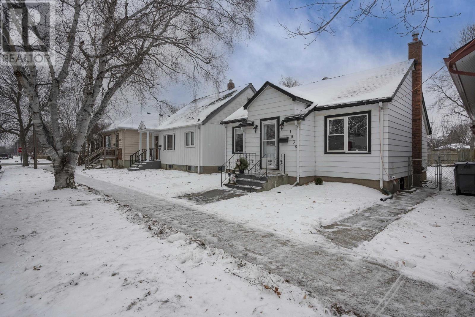 1539 Rankin St, Thunder Bay, Ontario  P7E 5Z2 - Photo 43 - TB253629