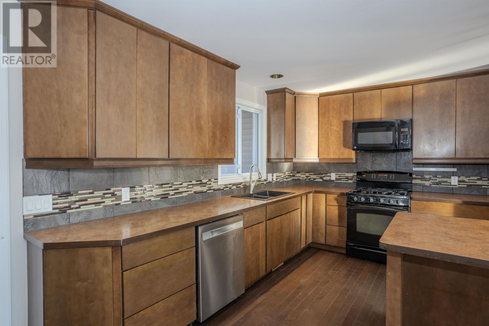 449 Longbow St, Thunder Bay, Ontario  P7G 0A9 - Photo 5 - TB253633