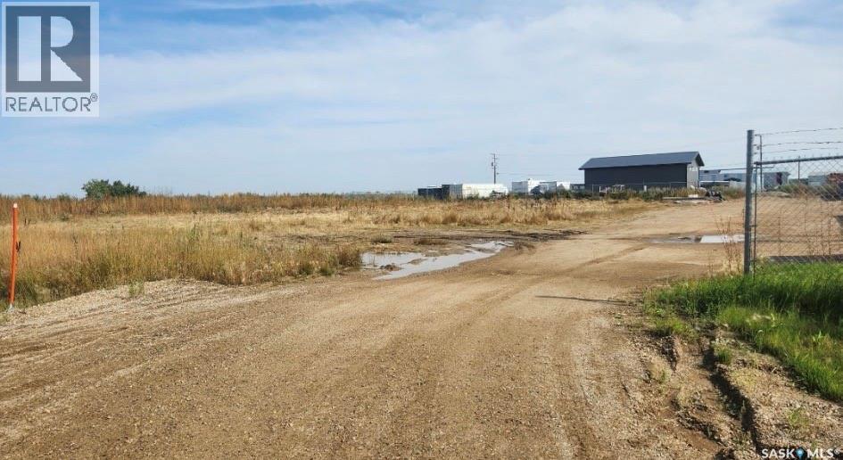 909 1st Avenue N, Martensville, Saskatchewan  S0K 2T2 - Photo 1 - SK025342