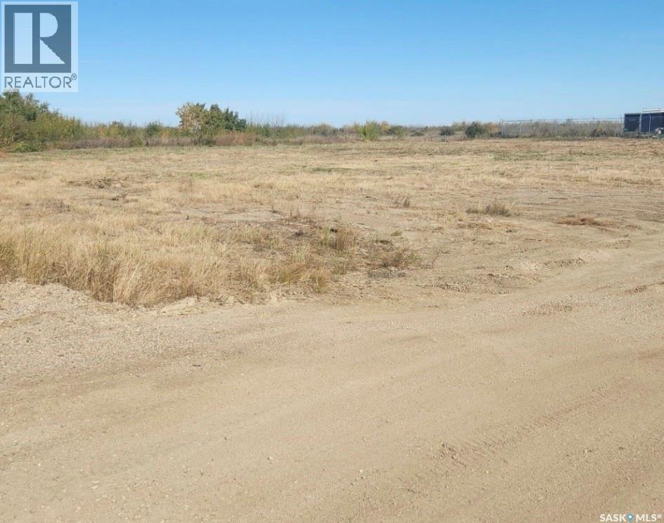 909 1st Avenue N, Martensville, Saskatchewan  S0K 2T2 - Photo 2 - SK025342