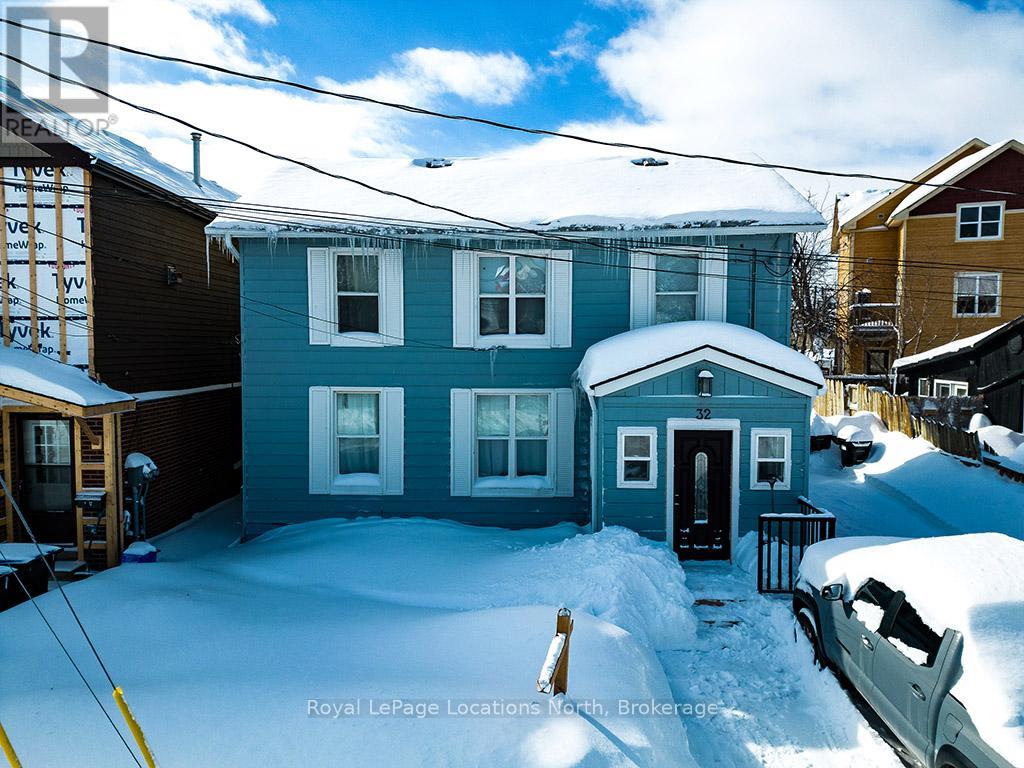 32 St Paul Street, Collingwood, Ontario  L9Y 3N9 - Photo 1 - S12290231