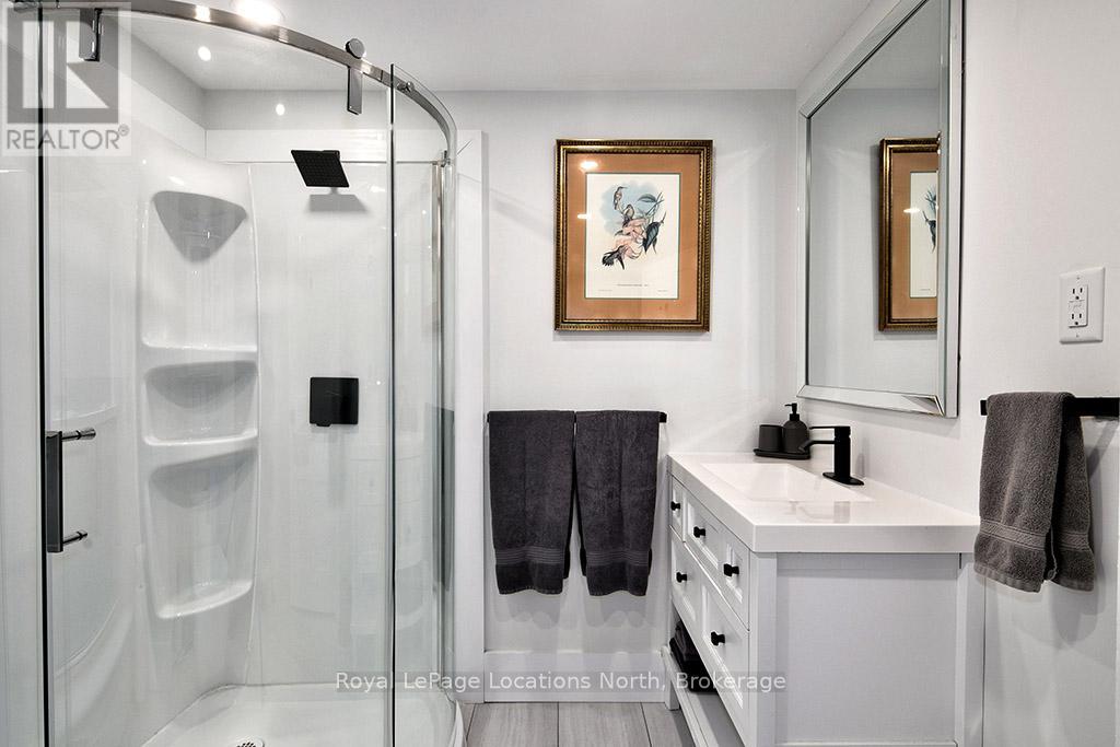 32 St Paul Street, Collingwood, Ontario  L9Y 3N9 - Photo 17 - S12290231