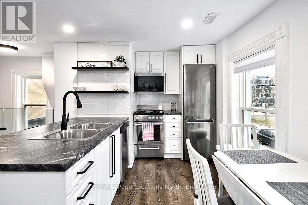 32 St Paul Street, Collingwood, Ontario  L9Y 3N9 - Photo 12 - S12290231