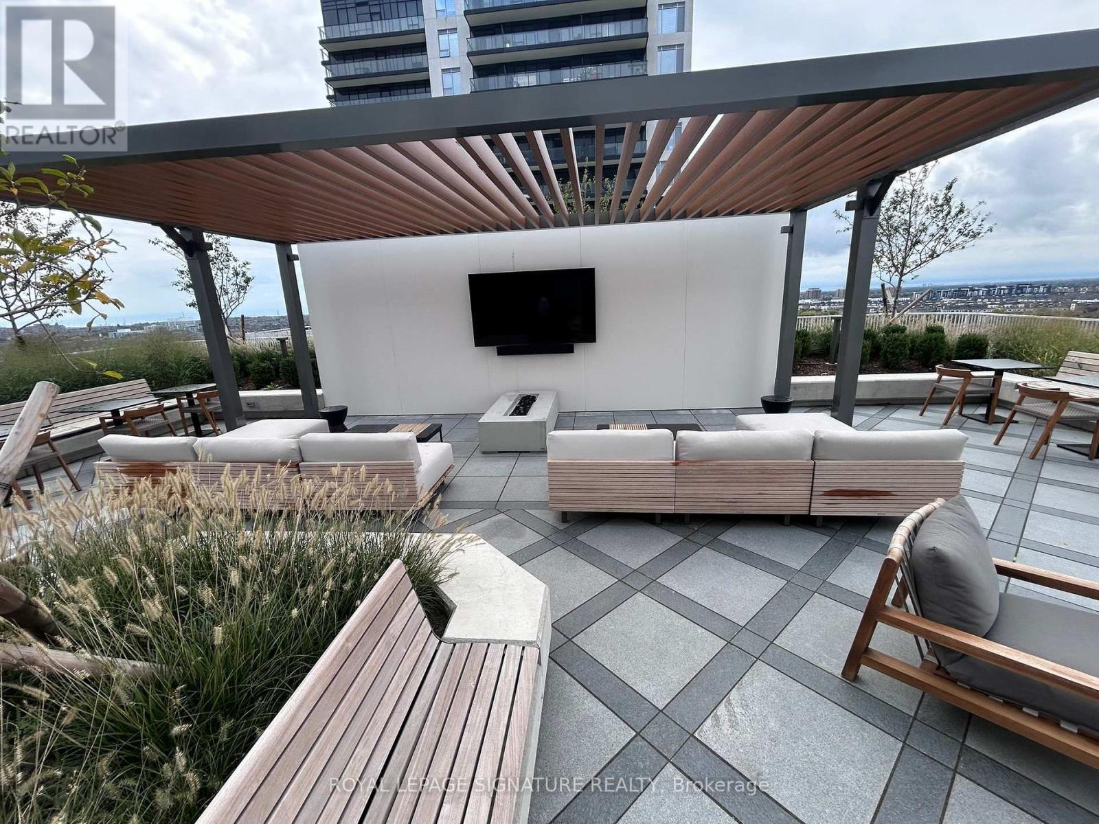 1506 - 3240 William Coltson Avenue, Oakville, Ontario  L6H 8C8 - Photo 24 - W12610268