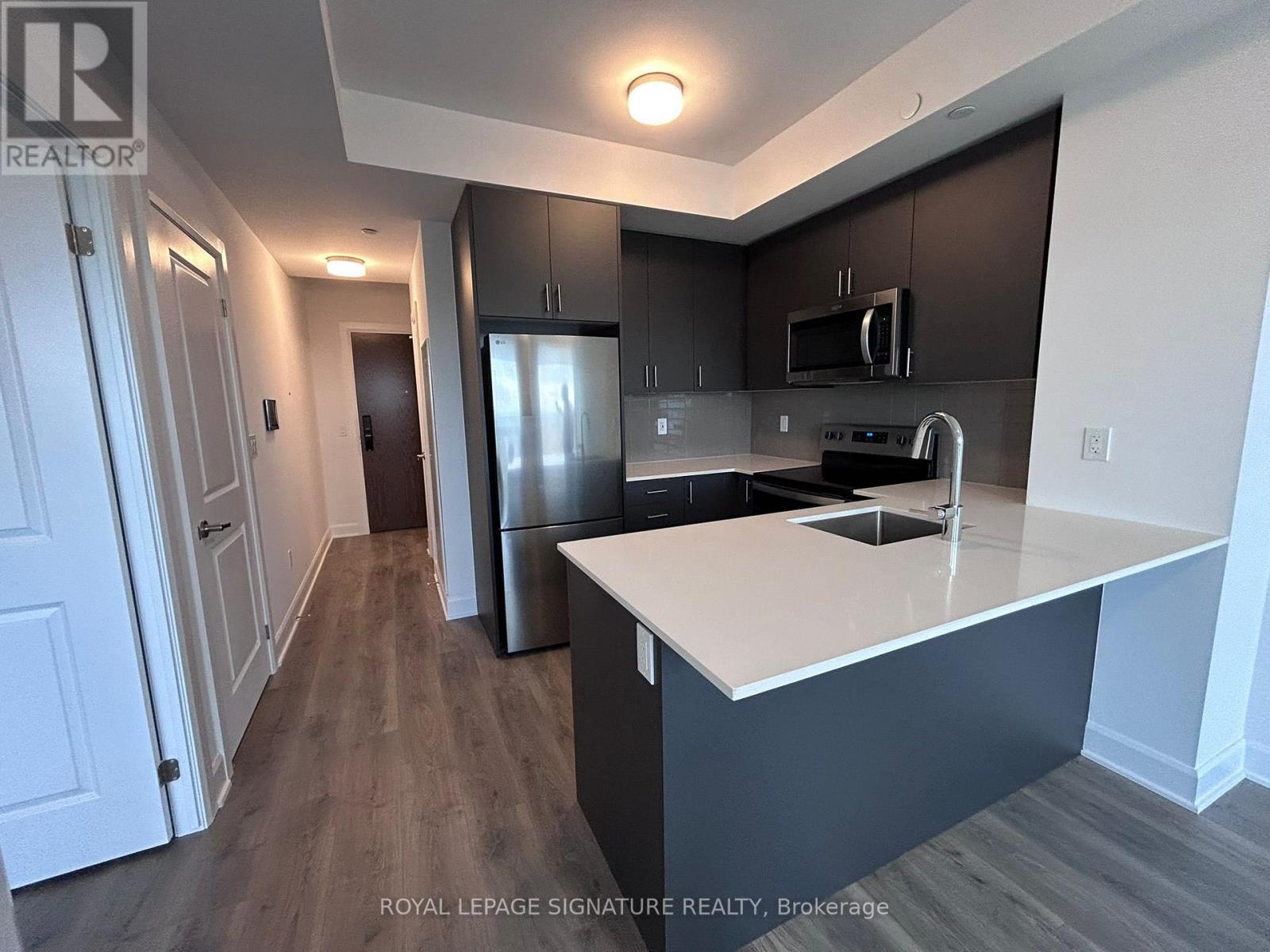 1506 - 3240 William Coltson Avenue, Oakville, Ontario  L6H 8C8 - Photo 5 - W12610268