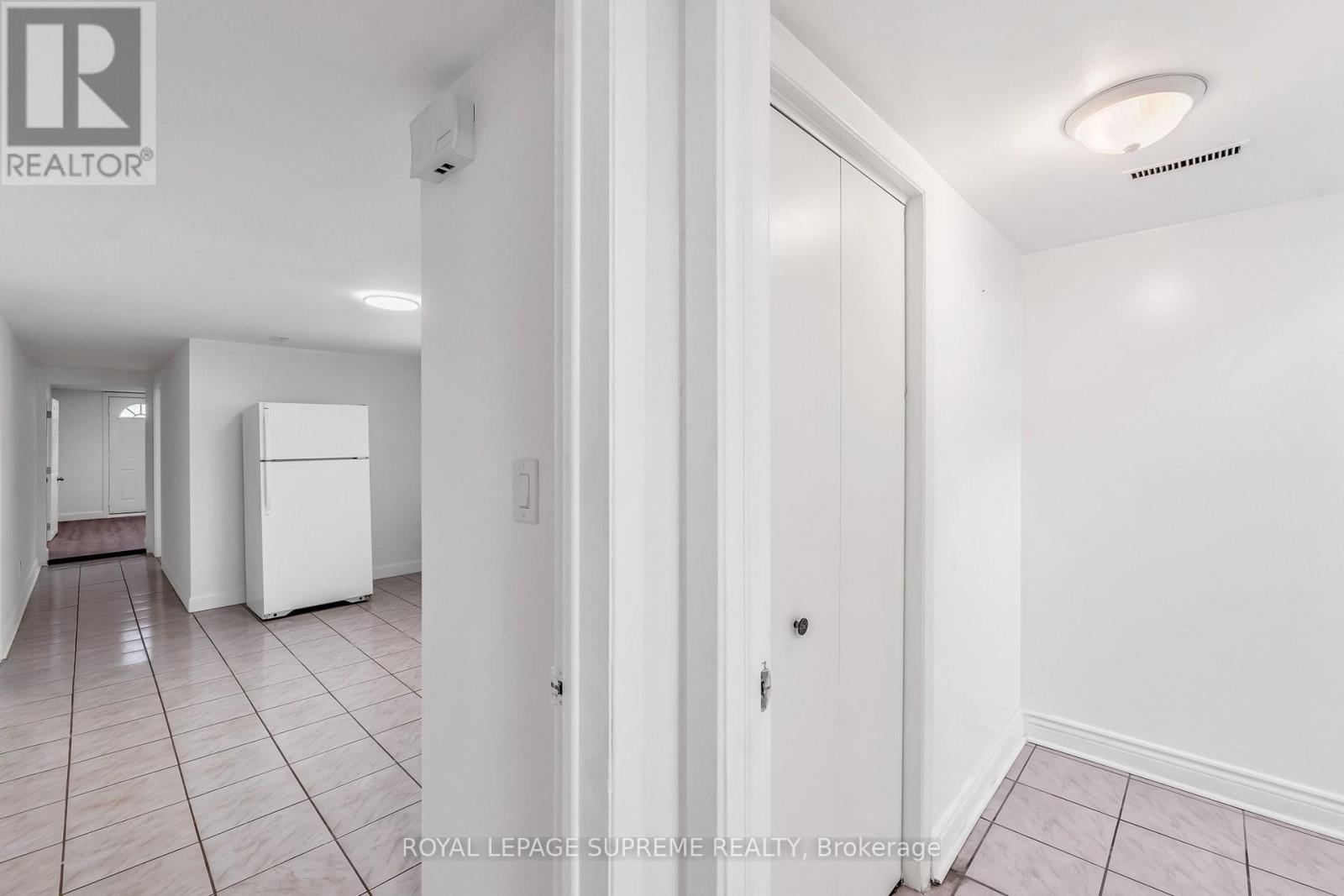 301 Pellatt Avenue, Toronto, Ontario  M9N 3P2 - Photo 30 - W12610272