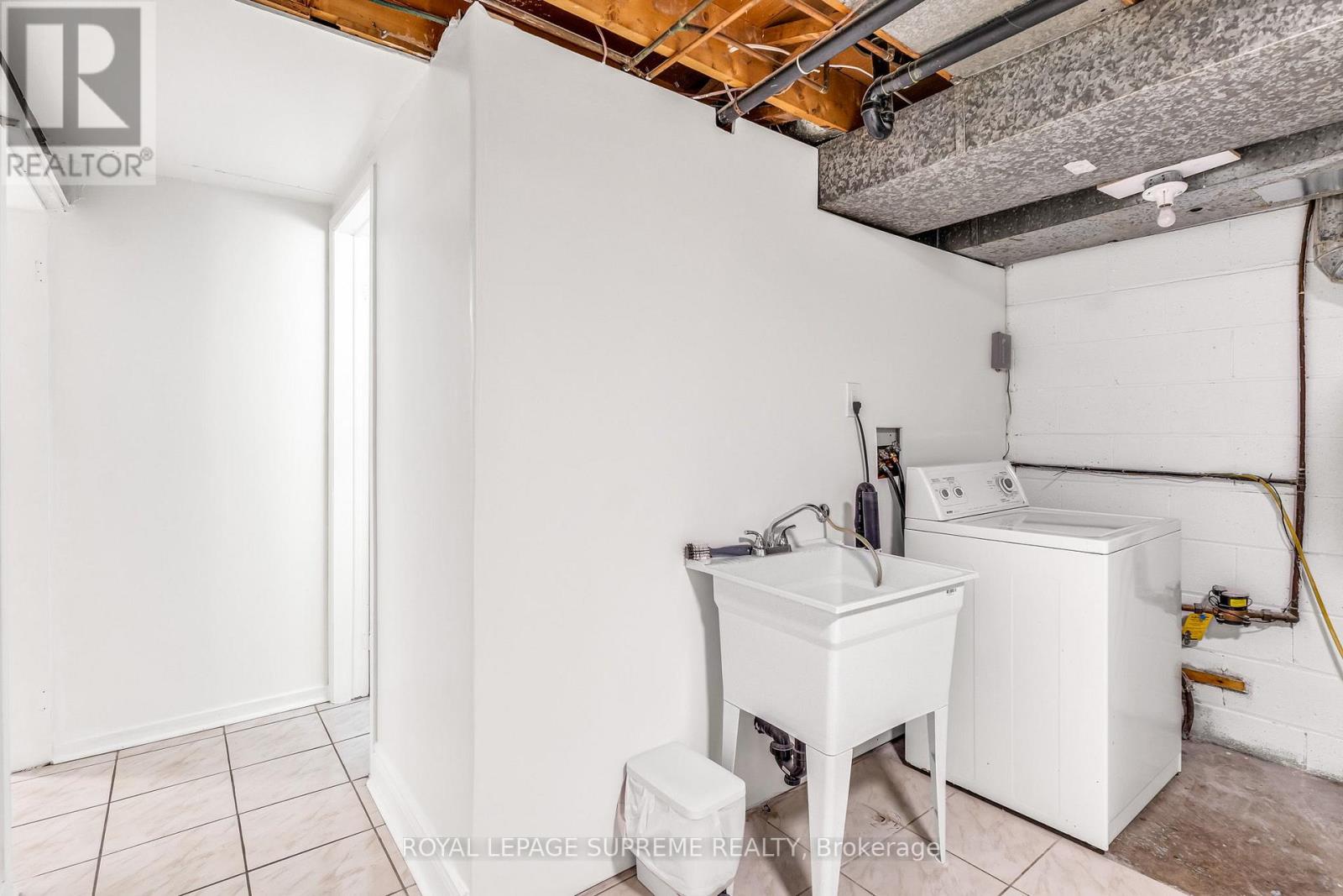 301 Pellatt Avenue, Toronto, Ontario  M9N 3P2 - Photo 36 - W12610272