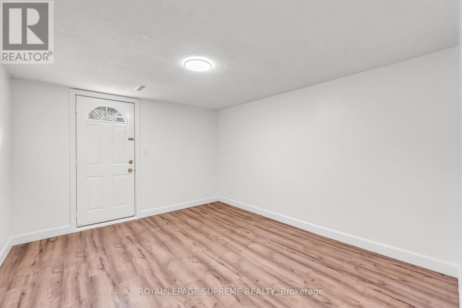 301 Pellatt Avenue, Toronto, Ontario  M9N 3P2 - Photo 38 - W12610272