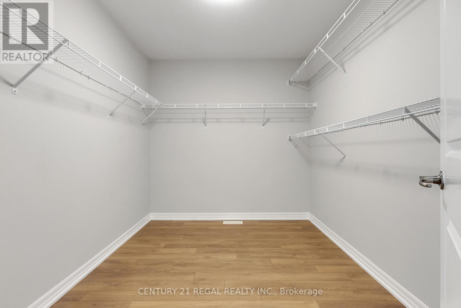 140 Cherryhurst Road, Oakville, Ontario  L6M 0W1 - Photo 38 - W12610316