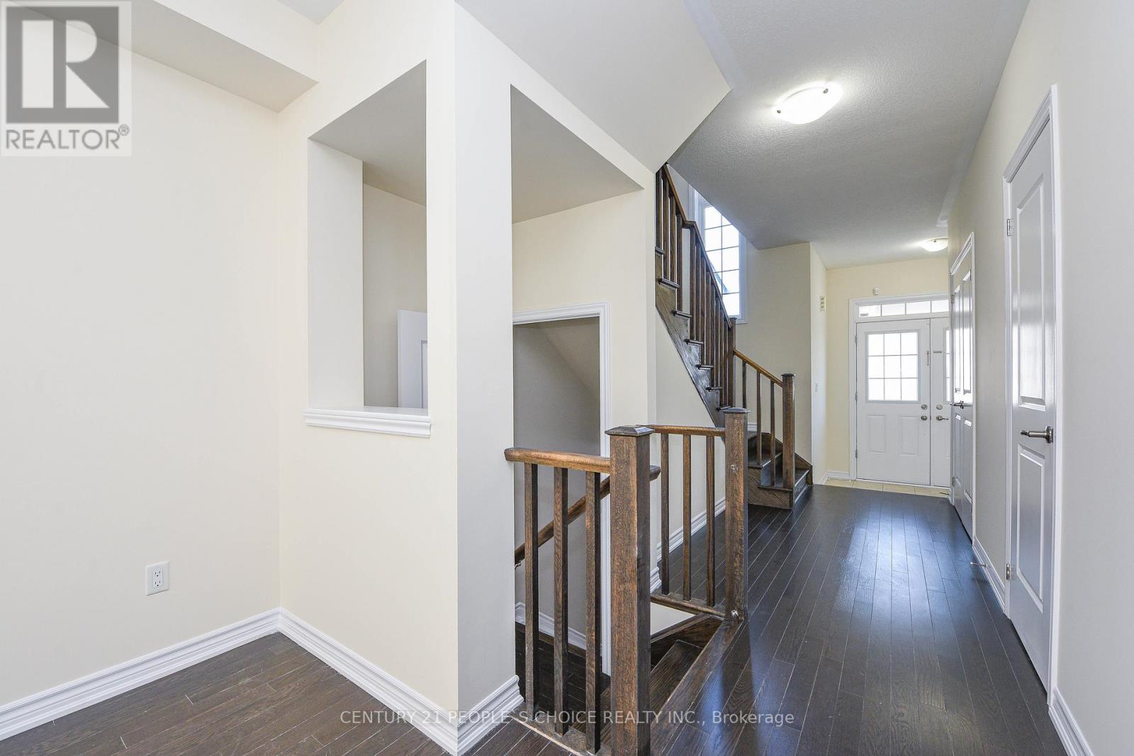 18 Cohoe Street, Brampton (Northwest Brampton), Ontario  L7A 4X8 - Photo 6 - W12610324