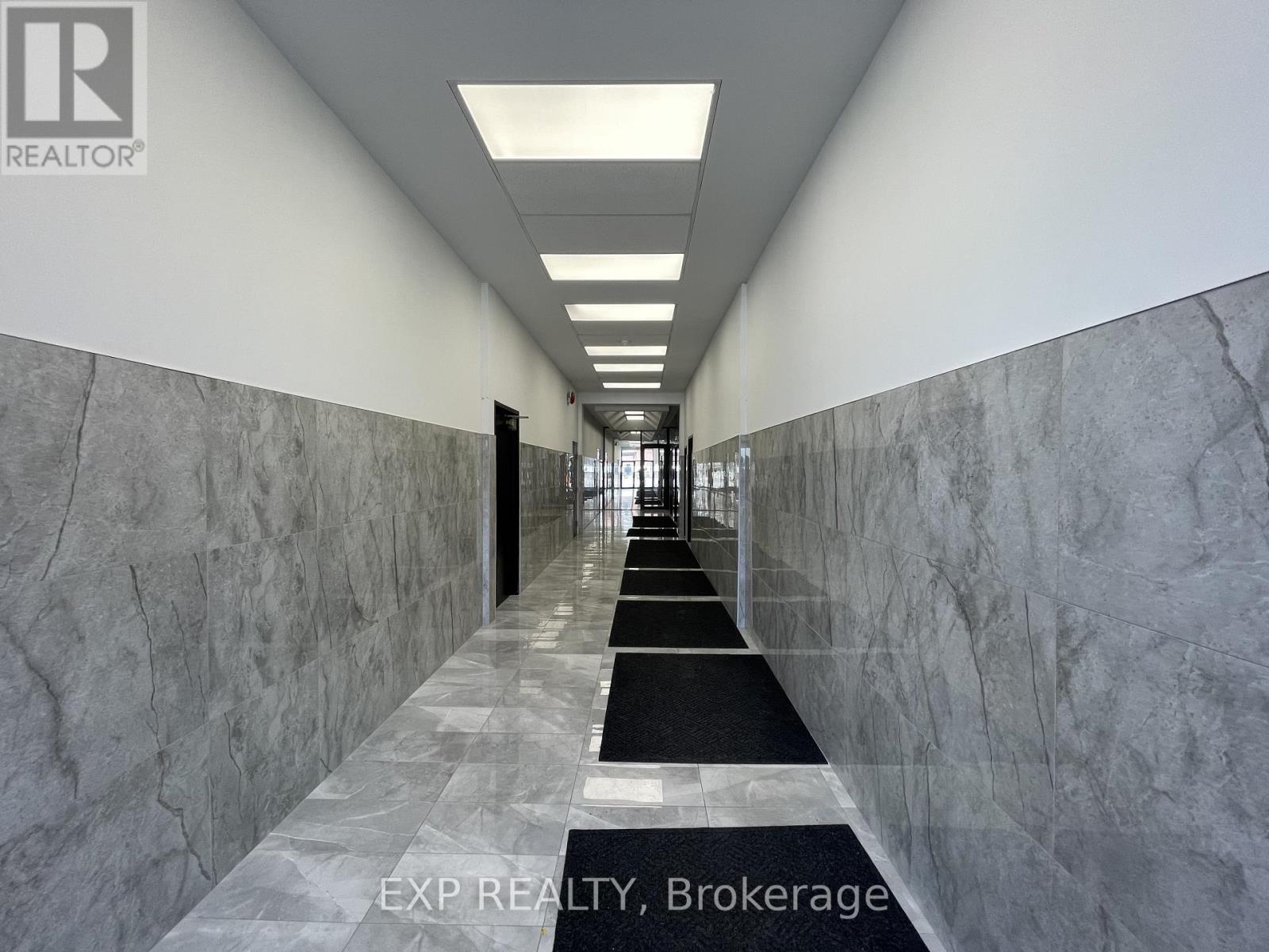 212 - 230 Lakeshore Road E, Mississauga, Ontario  L5G 1G7 - Photo 14 - W12610328