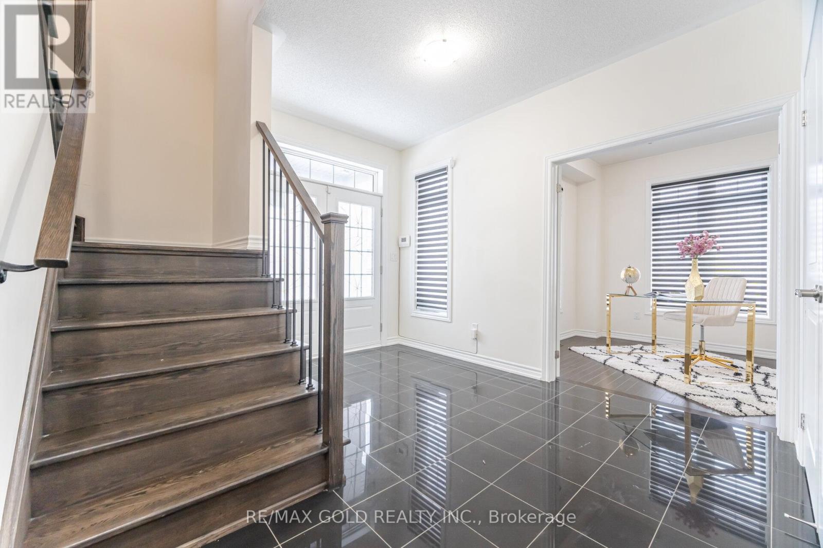 10 Thornvalley Terrace, Caledon, Ontario  L7C 4H9 - Photo 23 - W12610334