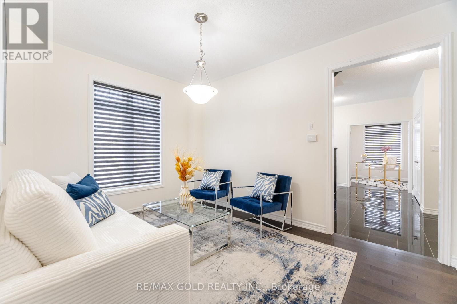 10 Thornvalley Terrace, Caledon, Ontario  L7C 4H9 - Photo 10 - W12610334