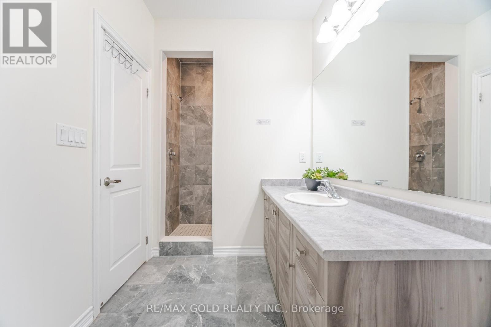 10 Thornvalley Terrace, Caledon, Ontario  L7C 4H9 - Photo 29 - W12610334