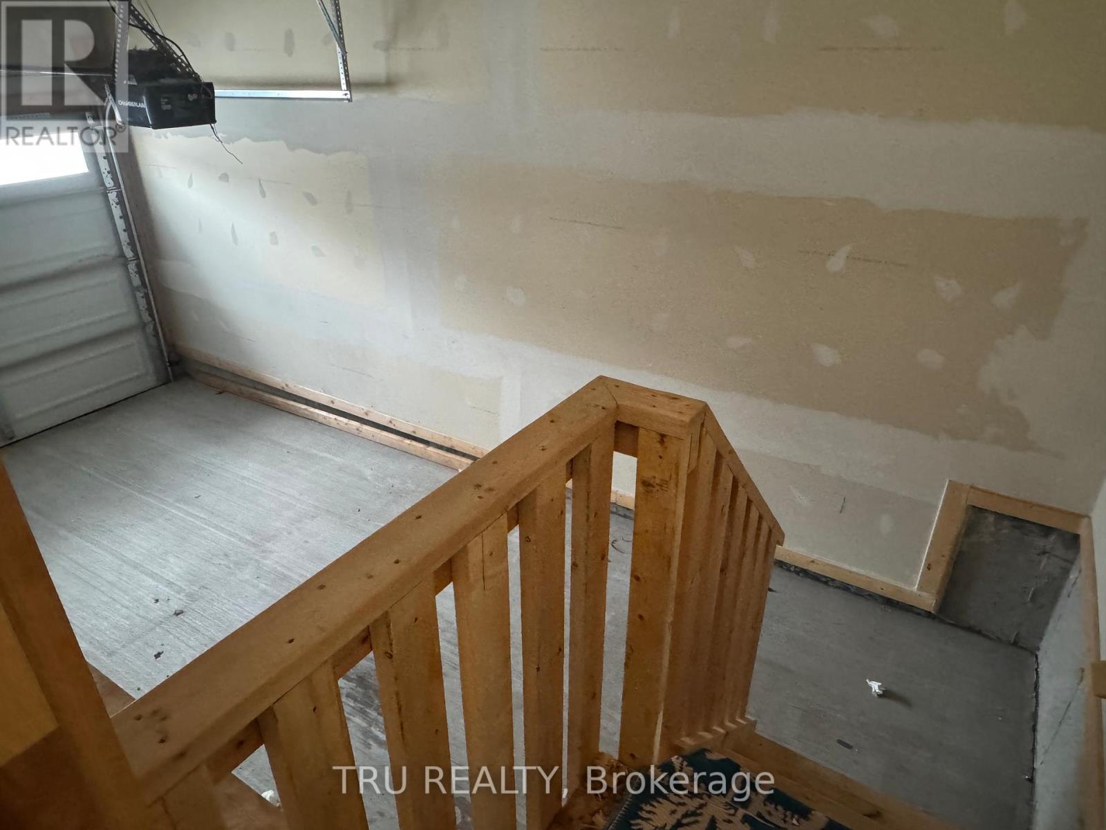 534 Rioja Street, Ottawa, Ontario K2S 0H8 - Photo 25 - X12556456