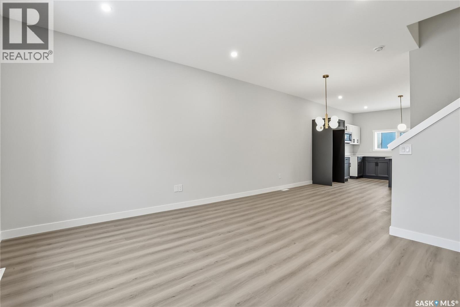 218 Leskiw Lane, Saskatoon, Saskatchewan  S7V 0G5 - Photo 5 - SK010809