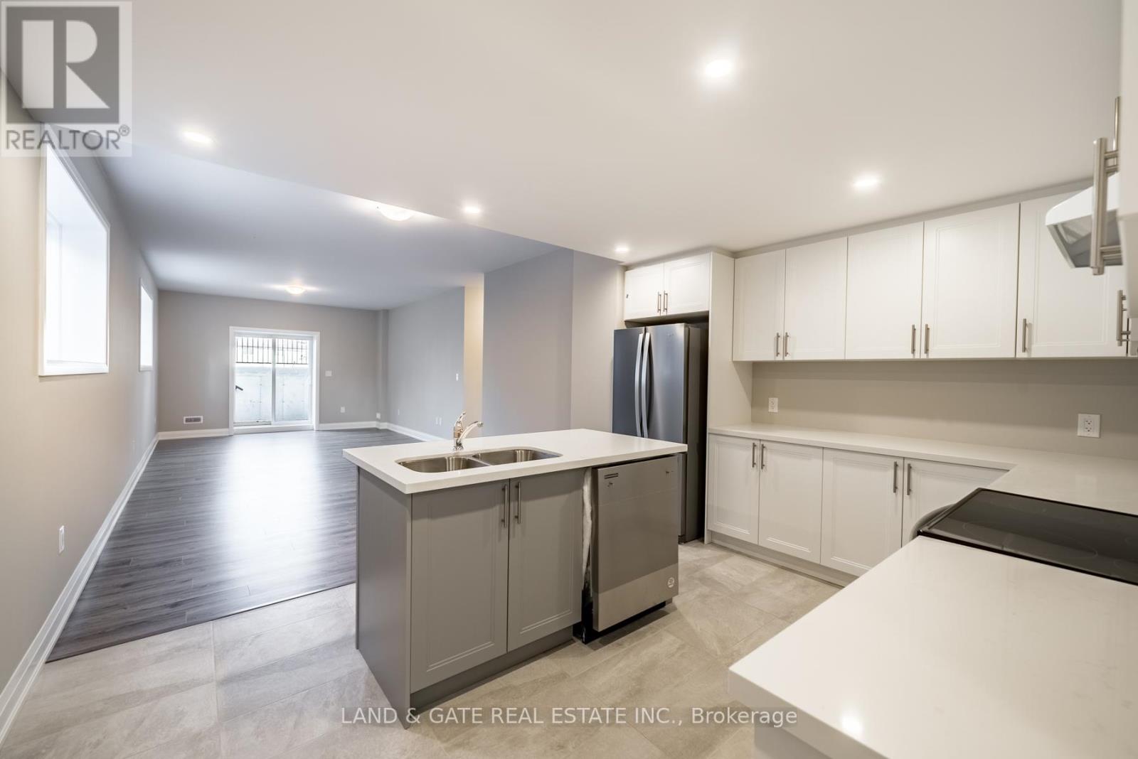 127 Gibbons Street, Oshawa, Ontario  L1J 4Y1 - Photo 38 - E12610452